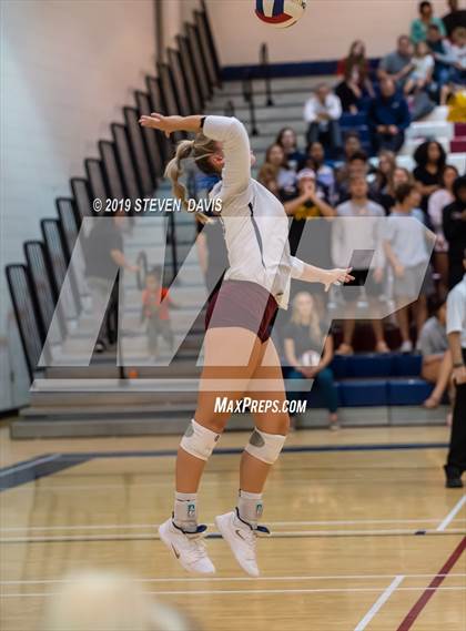 Thumbnail 2 in Desert Vista vs Perry photogallery.