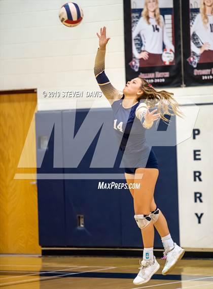 Thumbnail 2 in Desert Vista vs Perry photogallery.