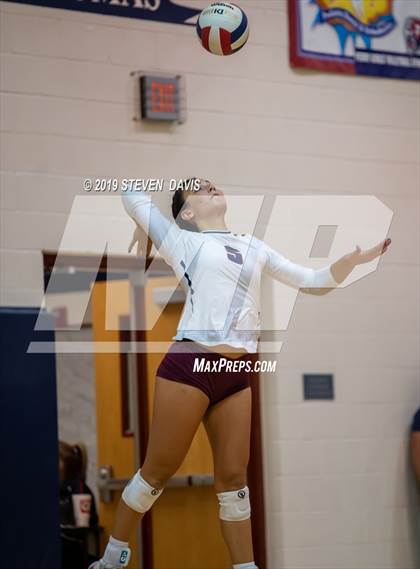 Thumbnail 3 in Desert Vista vs Perry photogallery.