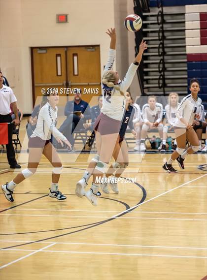 Thumbnail 2 in Desert Vista vs Perry photogallery.