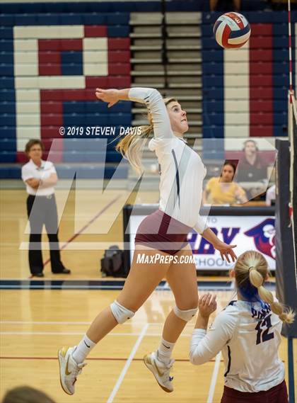 Thumbnail 3 in Desert Vista vs Perry photogallery.