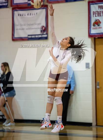 Thumbnail 2 in Desert Vista vs Perry photogallery.