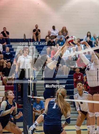 Thumbnail 2 in Desert Vista vs Perry photogallery.