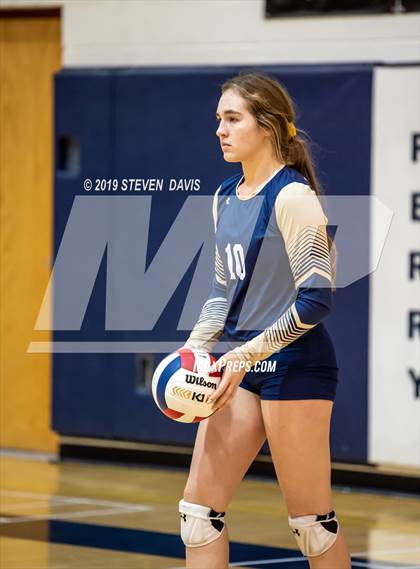 Thumbnail 2 in Desert Vista vs Perry photogallery.
