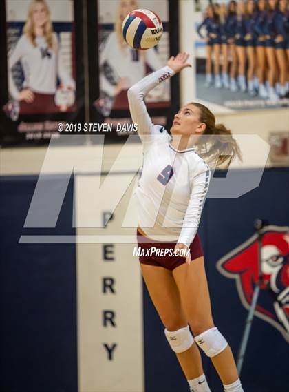 Thumbnail 3 in Desert Vista vs Perry photogallery.