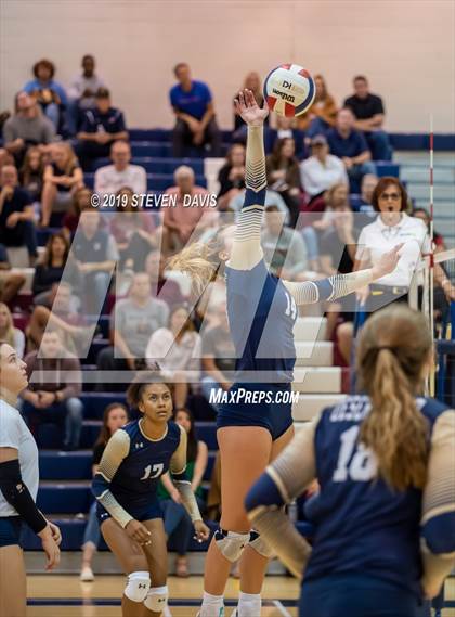 Thumbnail 2 in Desert Vista vs Perry photogallery.