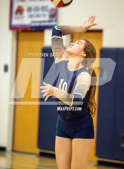 Thumbnail 2 in Desert Vista vs Perry photogallery.