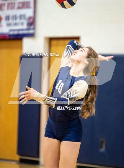 Thumbnail 1 in Desert Vista vs Perry photogallery.