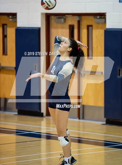 Thumbnail 2 in Desert Vista vs Perry photogallery.