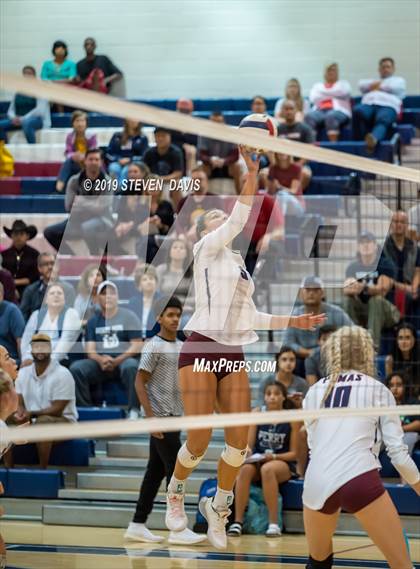 Thumbnail 3 in Desert Vista vs Perry photogallery.