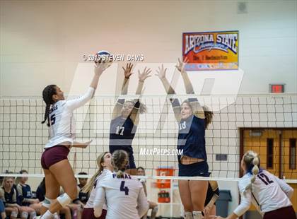 Thumbnail 3 in Desert Vista vs Perry photogallery.