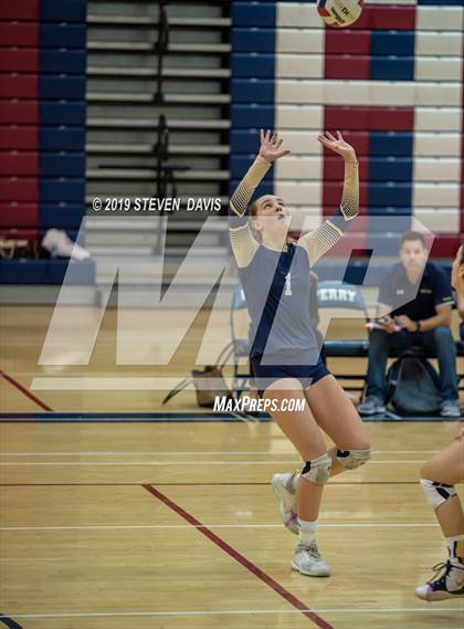 Thumbnail 3 in Desert Vista vs Perry photogallery.