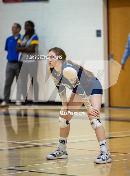 Thumbnail 1 in Desert Vista vs Perry photogallery.