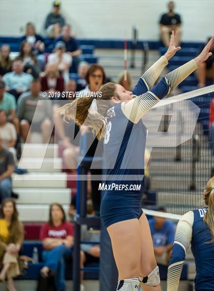 Thumbnail 2 in Desert Vista vs Perry photogallery.