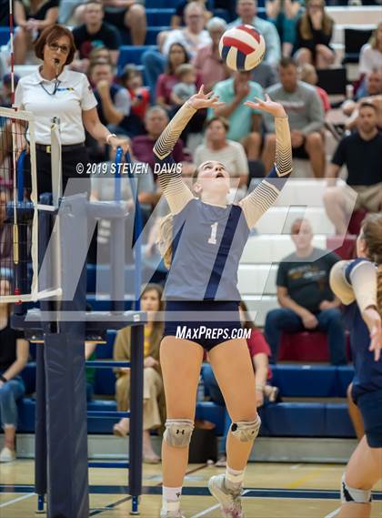 Thumbnail 3 in Desert Vista vs Perry photogallery.