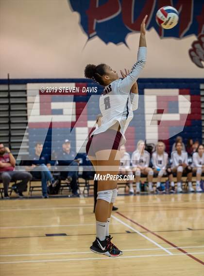 Thumbnail 2 in Desert Vista vs Perry photogallery.
