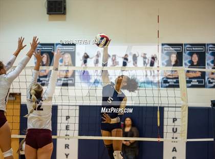 Thumbnail 2 in Desert Vista vs Perry photogallery.