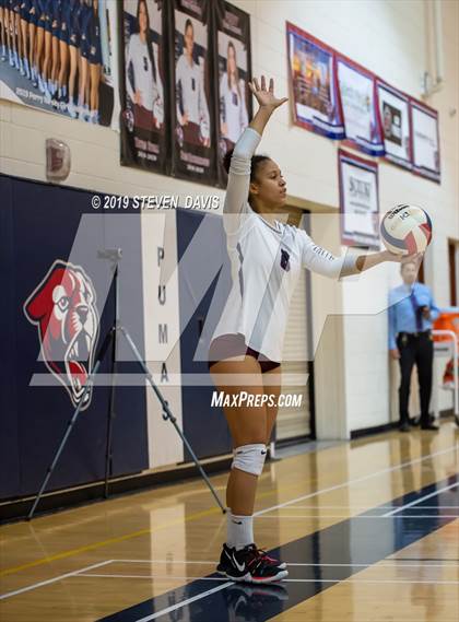 Thumbnail 3 in Desert Vista vs Perry photogallery.