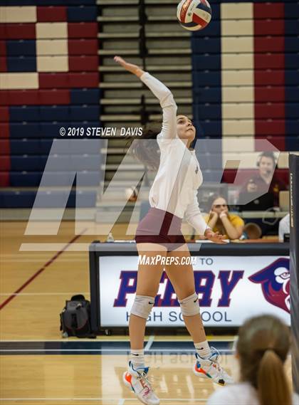 Thumbnail 2 in Desert Vista vs Perry photogallery.