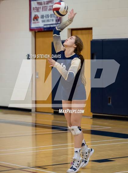 Thumbnail 3 in Desert Vista vs Perry photogallery.