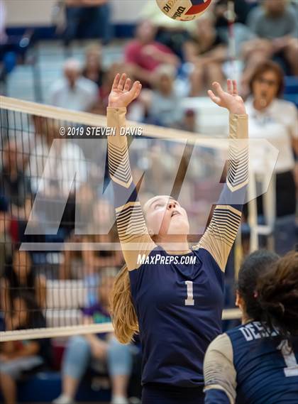 Thumbnail 3 in Desert Vista vs Perry photogallery.