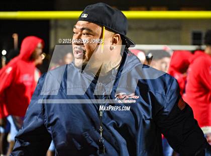 Thumbnail 1 in San Clemente vs Leuzinger (CIF SS Division ll Semifinal) photogallery.