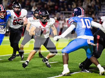 Thumbnail 2 in San Clemente vs Leuzinger (CIF SS Division ll Semifinal) photogallery.
