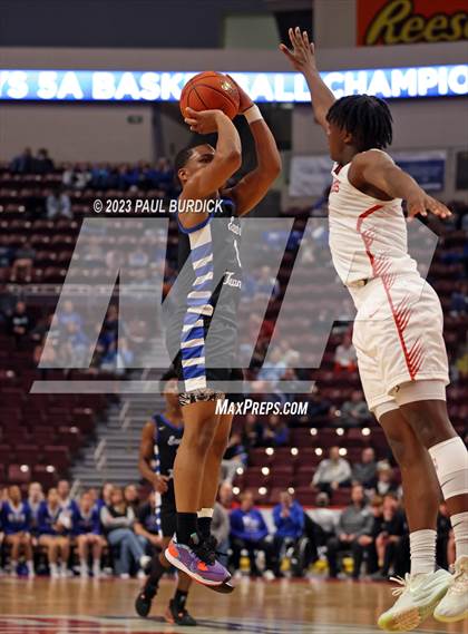 Thumbnail 3 in Exeter Township vs. Imhotep Charter (PIAA 5A Chanpionship) photogallery.