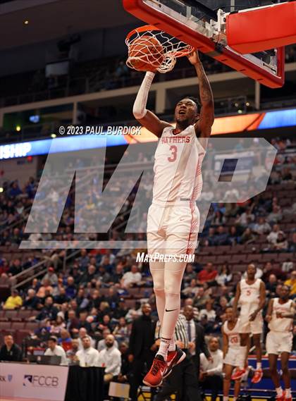 Thumbnail 2 in Exeter Township vs. Imhotep Charter (PIAA 5A Chanpionship) photogallery.