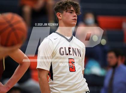 Thumbnail 3 in Rouse @ Glenn photogallery.