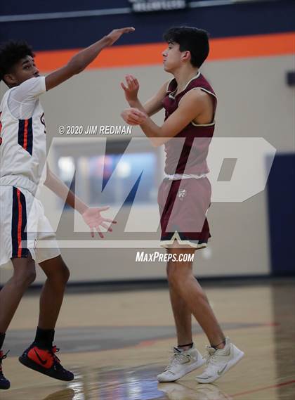 Thumbnail 3 in Rouse @ Glenn photogallery.