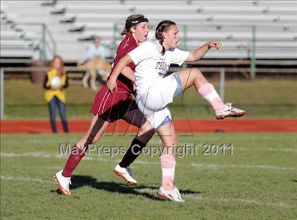 Thumbnail 1 in Thornton Academy vs Windham (SMAA Class A West Regional Quarterfinals) photogallery.