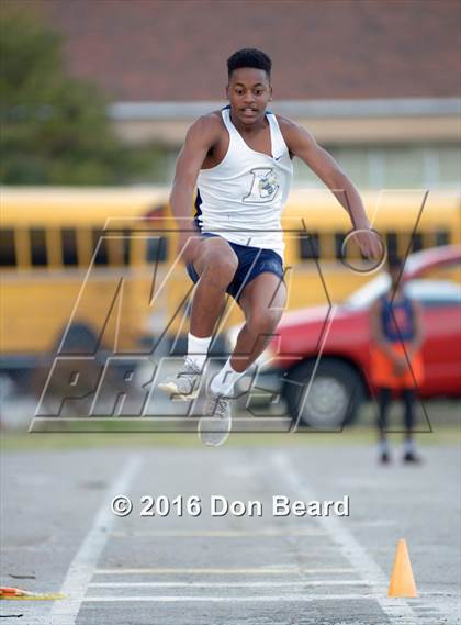 Thumbnail 1 in CFV Track Meet  photogallery.
