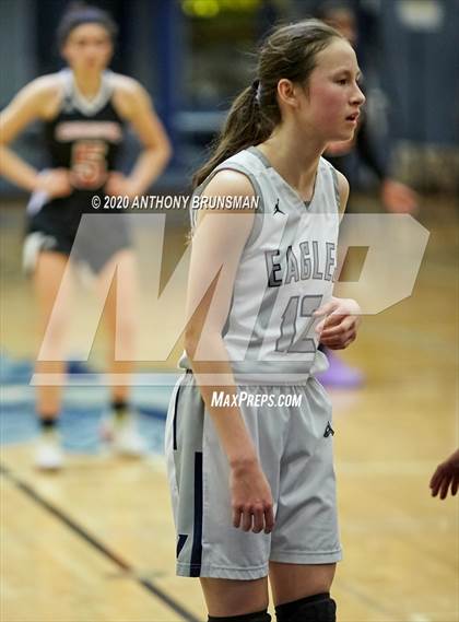Thumbnail 3 in Vista del Lago vs. Cordova (CIF SJS D2 Playoffs) photogallery.
