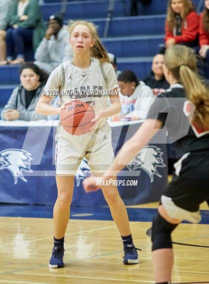 Thumbnail 3 in Vista del Lago vs. Cordova (CIF SJS D2 Playoffs) photogallery.