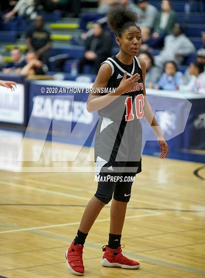 Thumbnail 1 in Vista del Lago vs. Cordova (CIF SJS D2 Playoffs) photogallery.