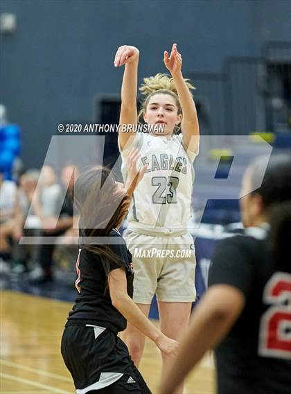 Thumbnail 2 in Vista del Lago vs. Cordova (CIF SJS D2 Playoffs) photogallery.