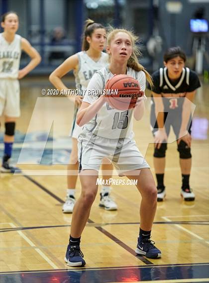 Thumbnail 3 in Vista del Lago vs. Cordova (CIF SJS D2 Playoffs) photogallery.
