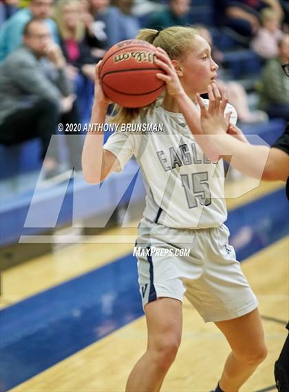 Thumbnail 1 in Vista del Lago vs. Cordova (CIF SJS D2 Playoffs) photogallery.