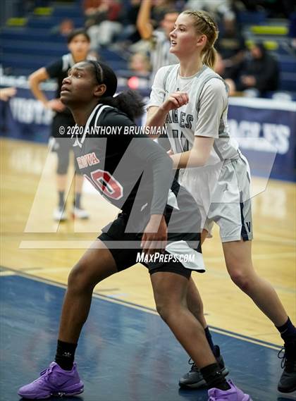 Thumbnail 1 in Vista del Lago vs. Cordova (CIF SJS D2 Playoffs) photogallery.