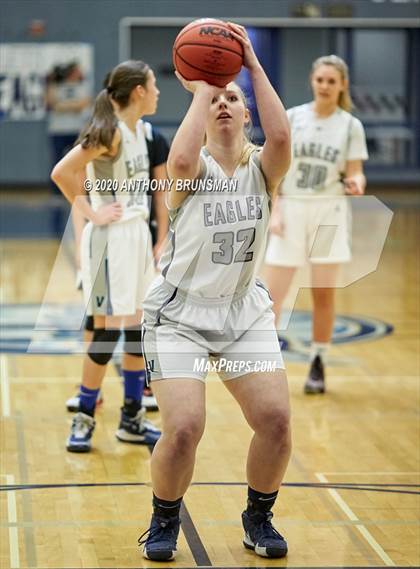 Thumbnail 1 in Vista del Lago vs. Cordova (CIF SJS D2 Playoffs) photogallery.