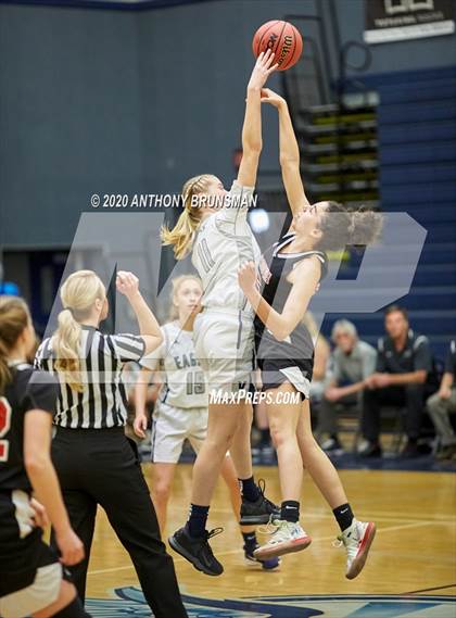 Thumbnail 3 in Vista del Lago vs. Cordova (CIF SJS D2 Playoffs) photogallery.