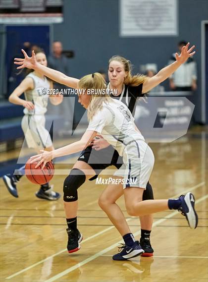 Thumbnail 1 in Vista del Lago vs. Cordova (CIF SJS D2 Playoffs) photogallery.