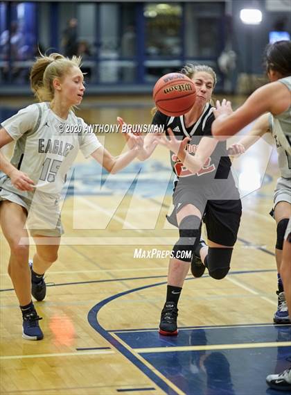 Thumbnail 3 in Vista del Lago vs. Cordova (CIF SJS D2 Playoffs) photogallery.