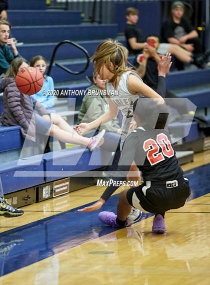 Thumbnail 1 in Vista del Lago vs. Cordova (CIF SJS D2 Playoffs) photogallery.
