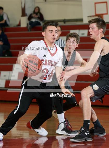 Thumbnail 2 in Golden Sierra vs. Stockton Christian (Viking Classic) photogallery.