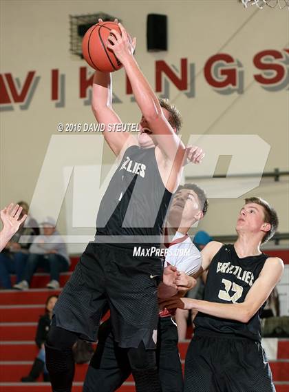 Thumbnail 2 in Golden Sierra vs. Stockton Christian (Viking Classic) photogallery.