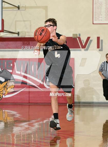 Thumbnail 3 in Golden Sierra vs. Stockton Christian (Viking Classic) photogallery.