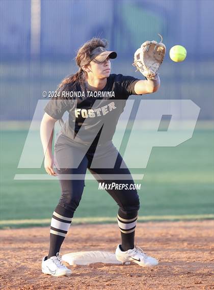 Thumbnail 3 in Foster @ Lamar Consolidated photogallery.