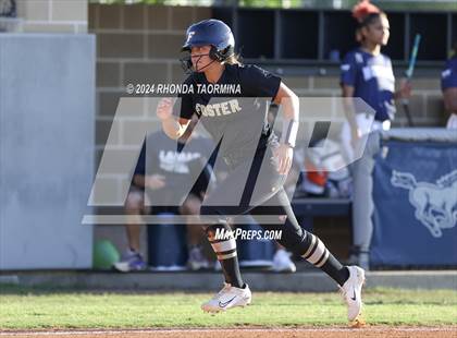 Thumbnail 1 in Foster @ Lamar Consolidated photogallery.